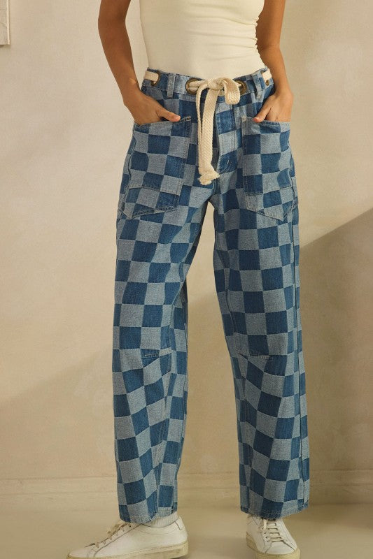 Checkered trend pants
